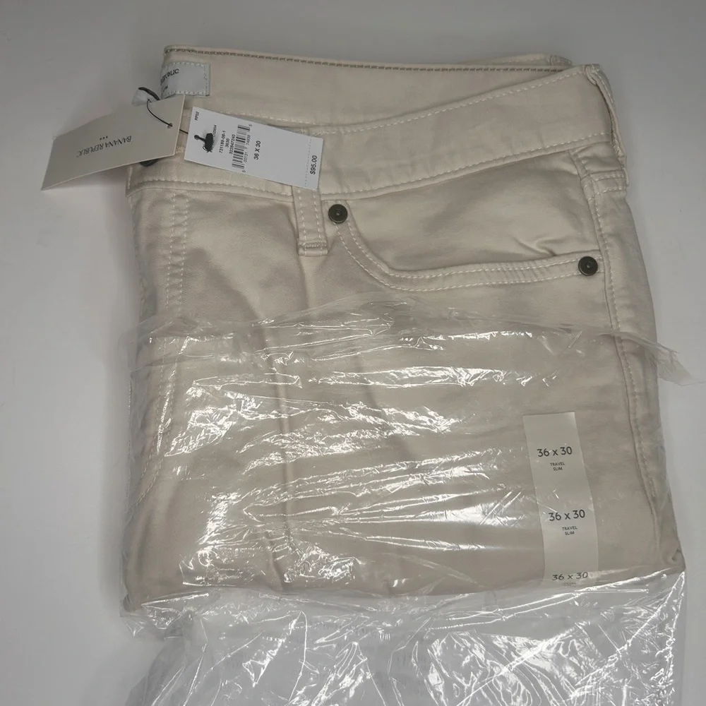 Men's Banana Republic Slim Fit Travel Jean in Ecru Wash Size 36 X 30~ NEW